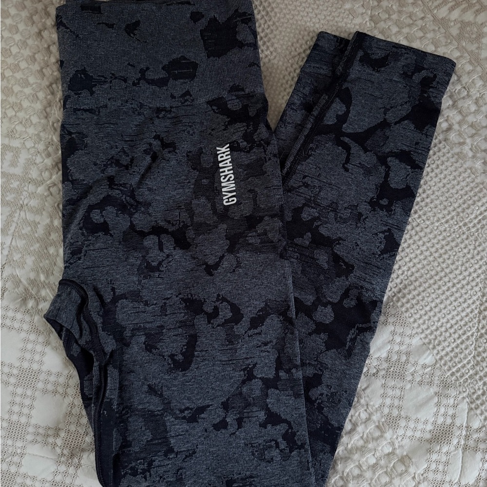 Gymshark Charcoal and Black Patterned Leggings